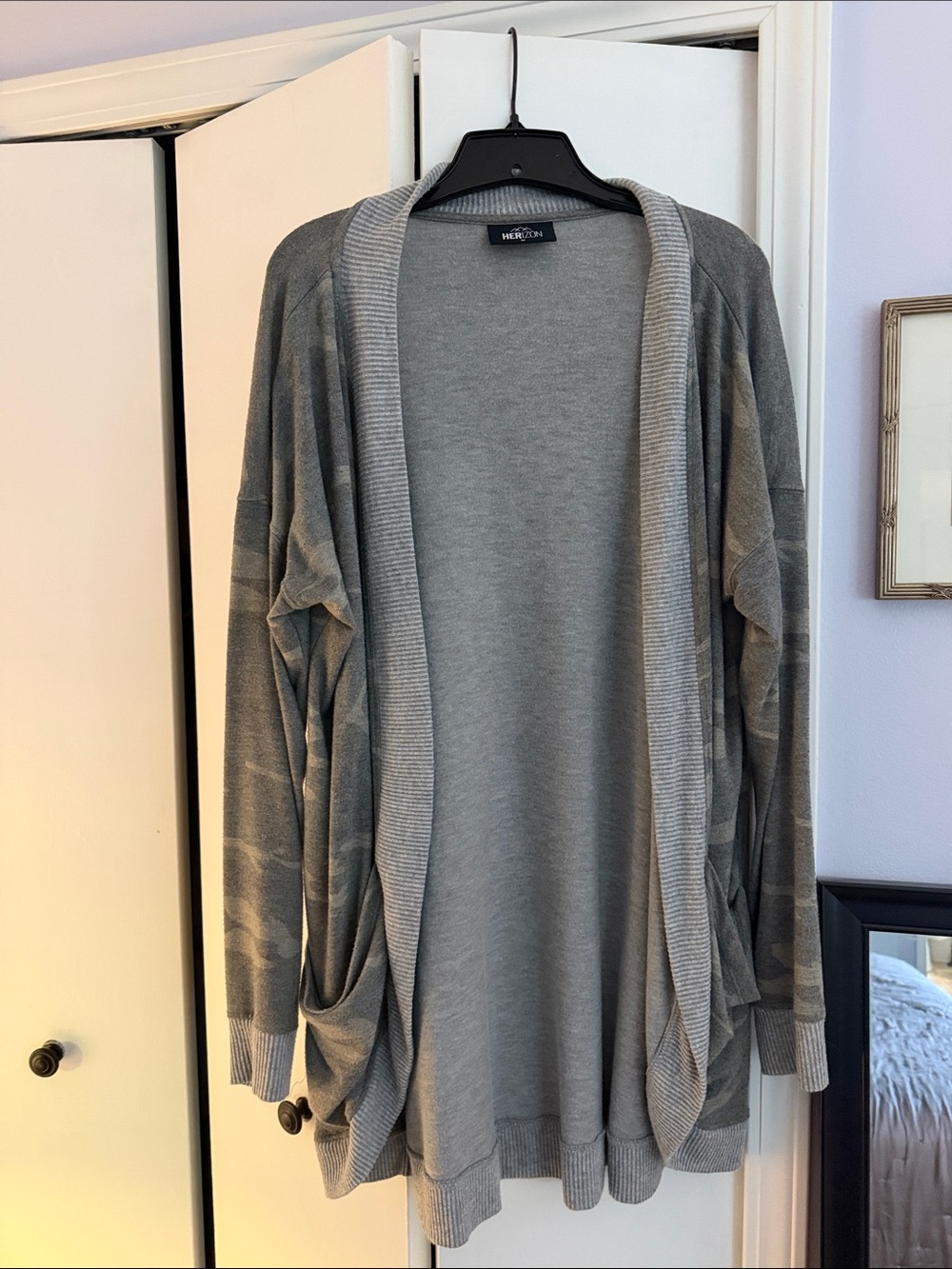 Light camo Open-Front Draped Cardigan